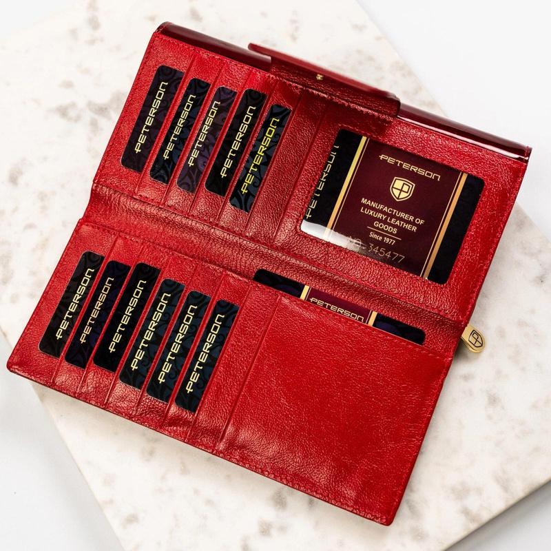 Skórzany damski portfel Peterson PTN BC-42100