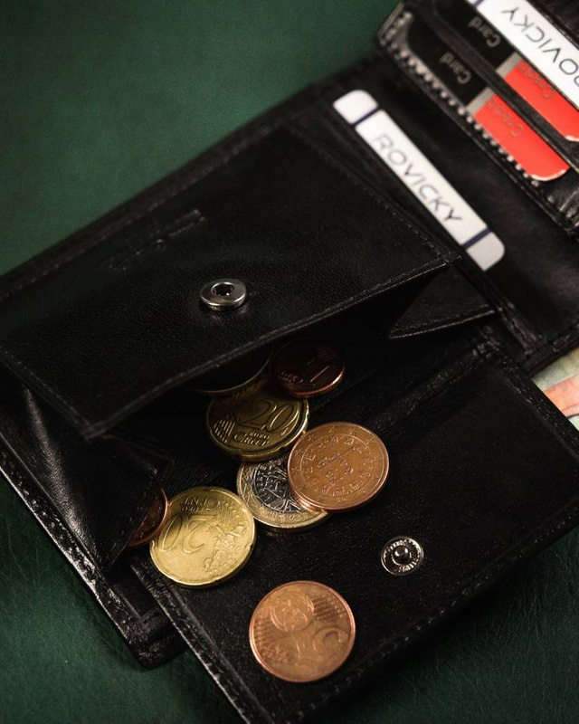 Skórzany męski portfel od Pierre Cardin z RFID