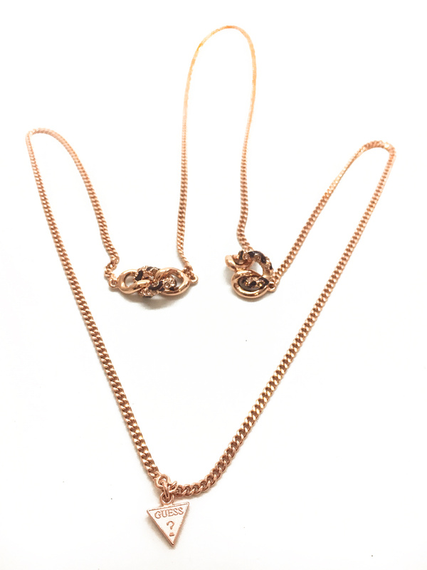 Biżuteria GUESS UBN21597. Naszyjnik, Kolor złoty. Kobieta.
