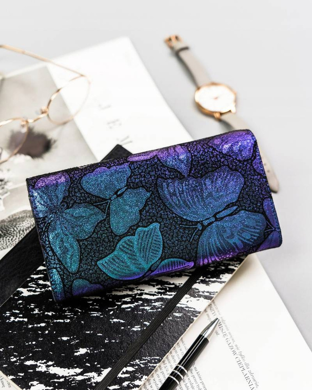 Skórzany damski portfel Peterson PTN 42122-ONBF