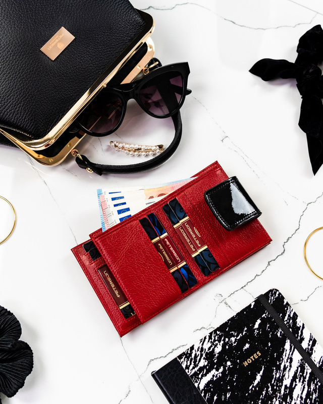 Skórzany damski portfel Peterson PTN 42329-SH-1