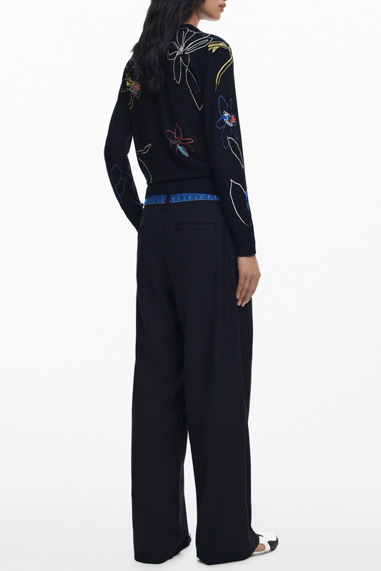 Czarny sweter damski Desigual