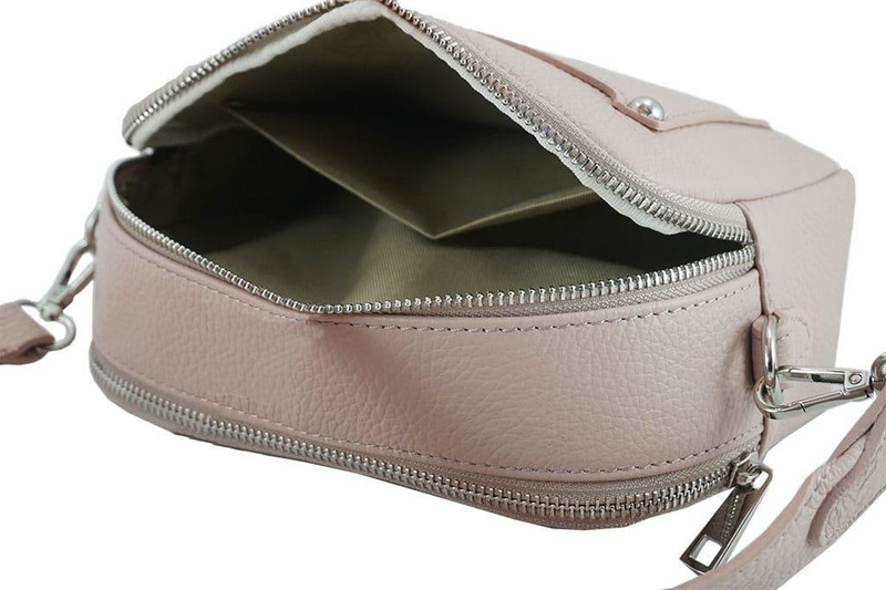 Listonoszka damska na szerokim pasku skórzana - Czerwona