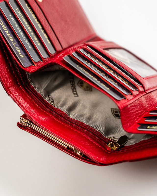 Skórzany damski portfel Peterson PTN 55020-PLT