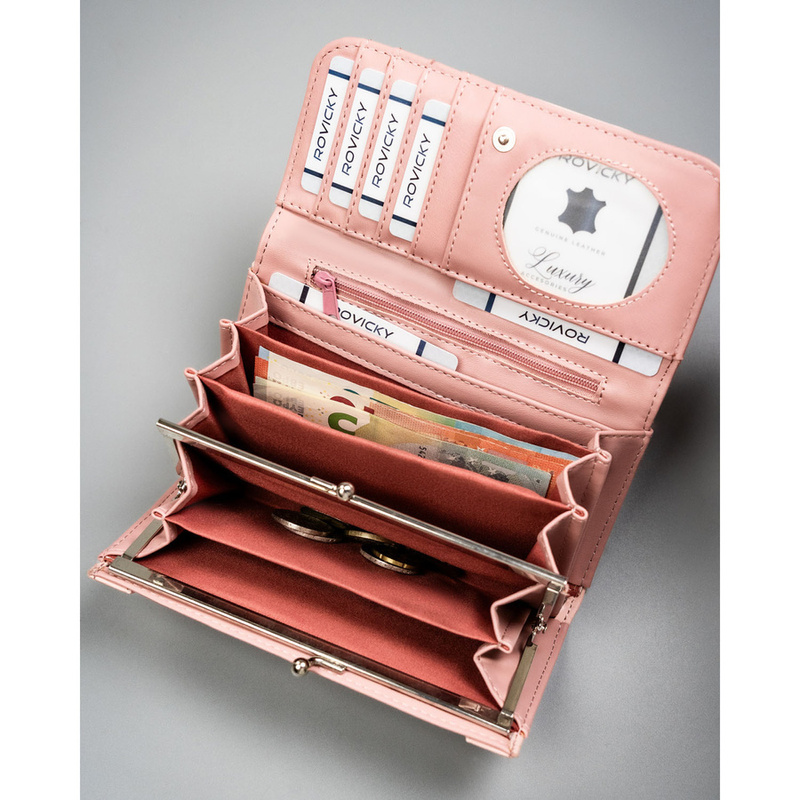 Różowy, duży portfel damski ze skóry ekologicznej z kieszonką zewnętrzną, zamykany na zatrzask - 4U Cavaldi