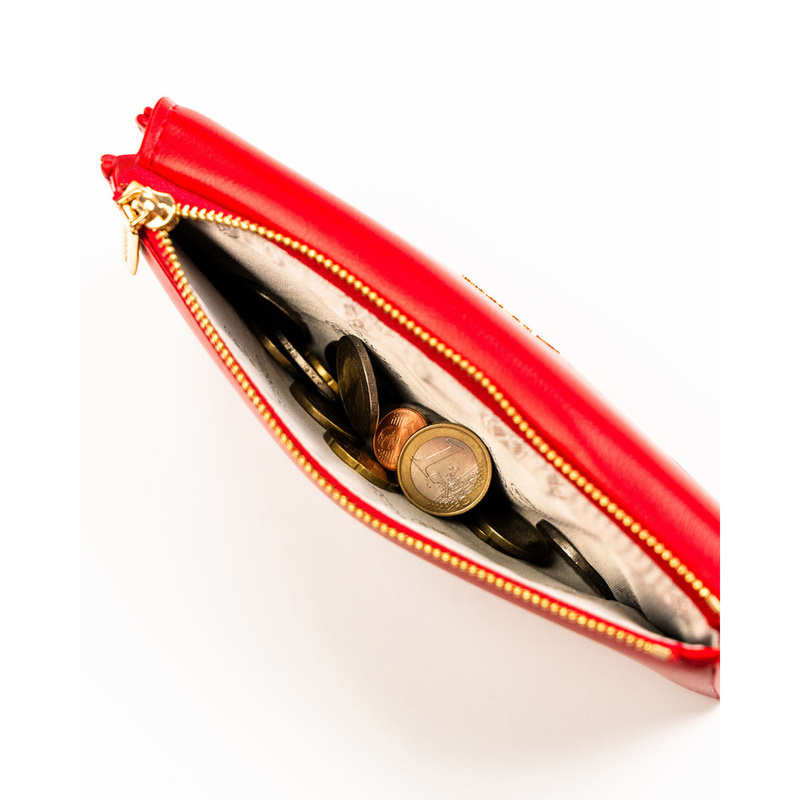 Czerwony, gładki portfel damski ze skóry ekologicznej zamykany na zatrzask magnetyczny - Peterson