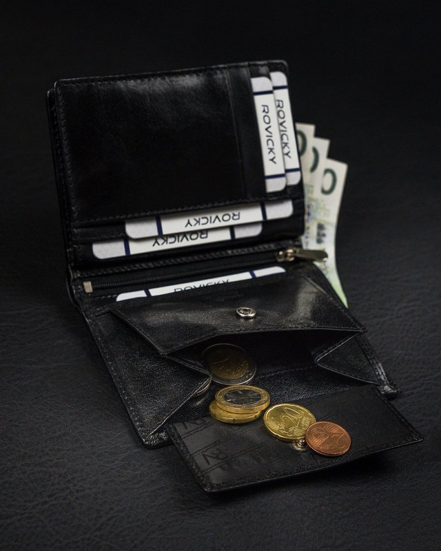 Skórzany męski klasyczny portfel z RFID od Rovicky