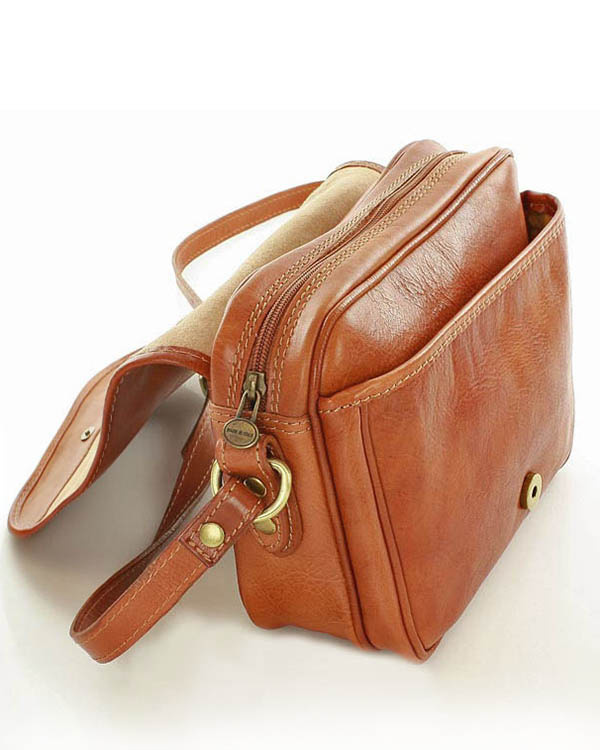 Włoska torebka listonoszka skórzana z klapą MARCO MAZZINI - Alabama Classico camel