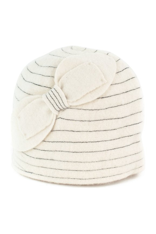 Czapka Wełniana Kokarda