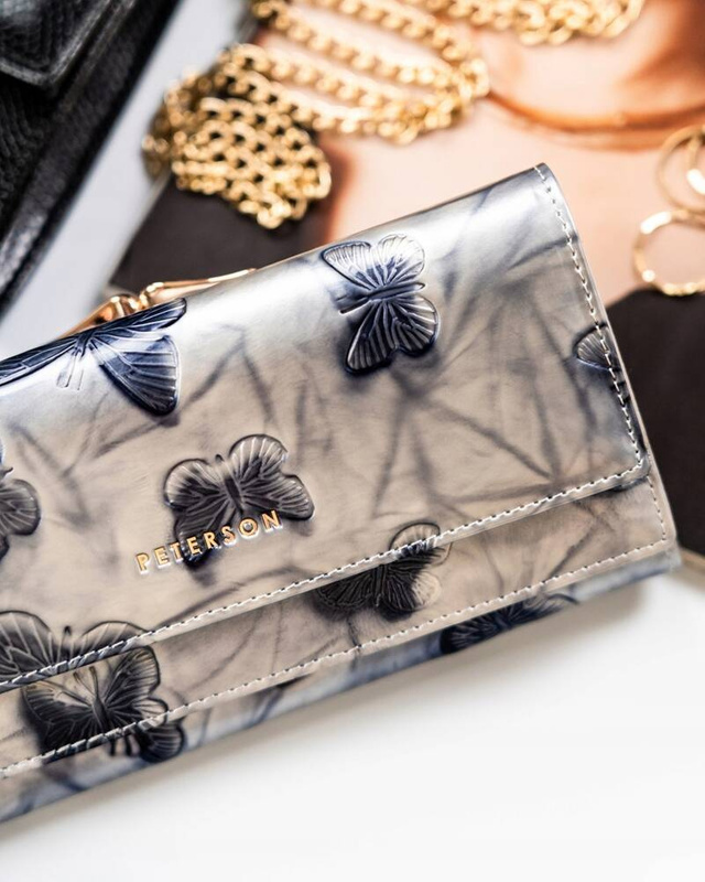 Skórzany damski portfel Peterson PTN 421028-BF SILVER