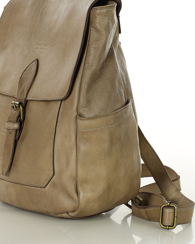 Plecak skórzany handmade z kieszeniami  - MARCO MAZZINI beż cappuccino