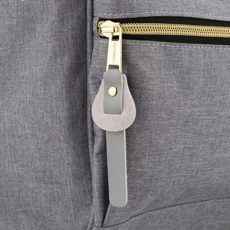 Plecak damski z poliestru w szarym kolorze zamykany bezpiecznym suwakiem - Peterson