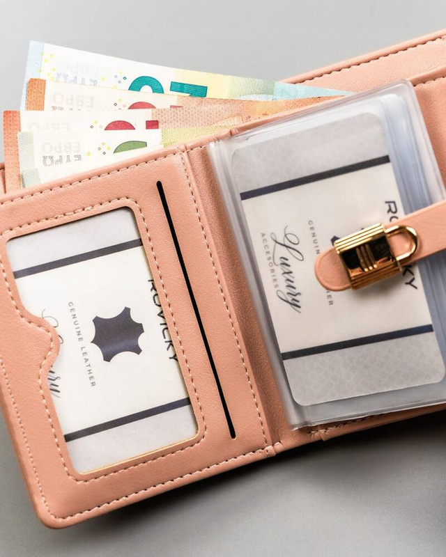 Portmonetka damska mała ale pojemna od 4U Cavaldi