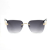 Okulary GUESS GO00022-6032B. Okulary przeciwsłoneczne, Kolor czarny. Kobieta.