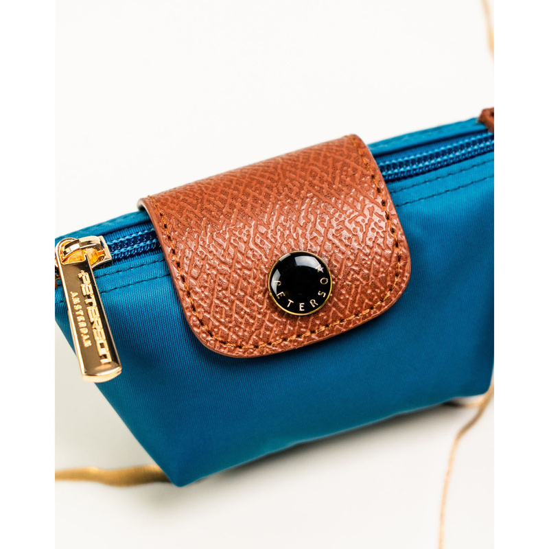 Etui na klucze wykonane z poliestru i skóry ekologicznej w turkusowym kolorze - Peterson