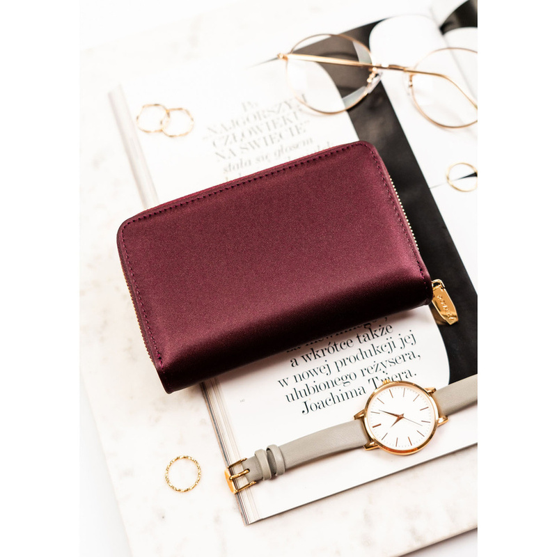 Śliwkowy portfel damski ze skóry ekologicznej wyposażony w system RFID - Rovicky