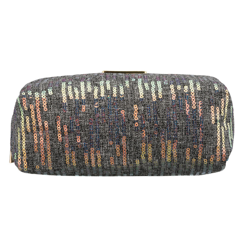 Czarna kosmetyczka z poliestru ozdobiona cekinami, zamykana suwakiem - Peterson