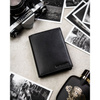 Portfel męski ze skóry naturalnej w czarnym kolorze z systemem RFID i w zestawie z brelokiem - Peterson