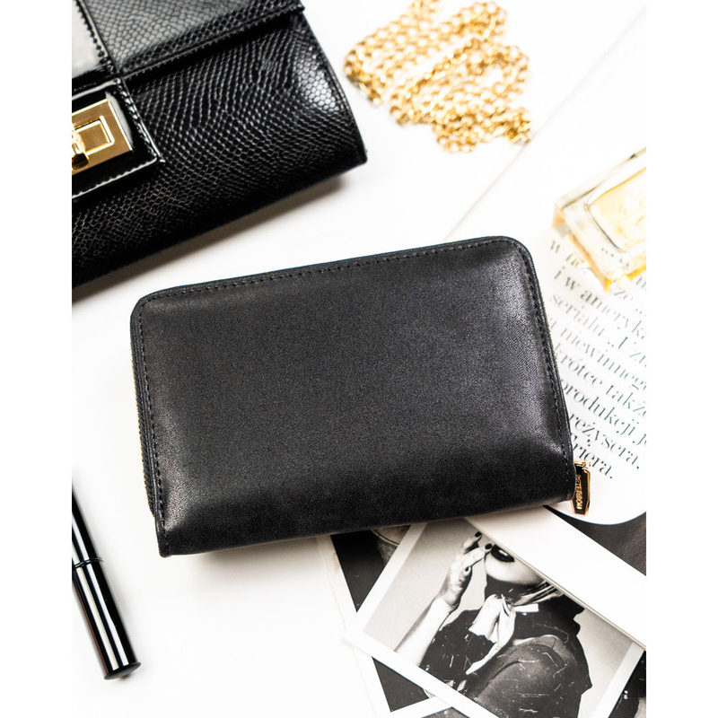 Czarny portfel damski ze skóry ekologicznej zamykany na zatrzask i suwak - Peterson