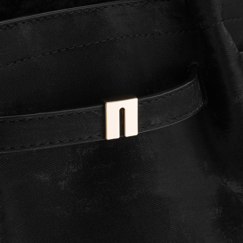 Duża, czarna shopperka damska wykonana ze skóry ekologicznej - Peterson