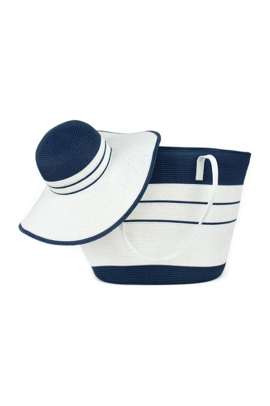 Daszek Truskawkowe latte