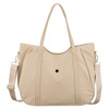 Shopperka damska z poliestru w jasnobeżowym kolorze zamykana suwakiem - Peterson