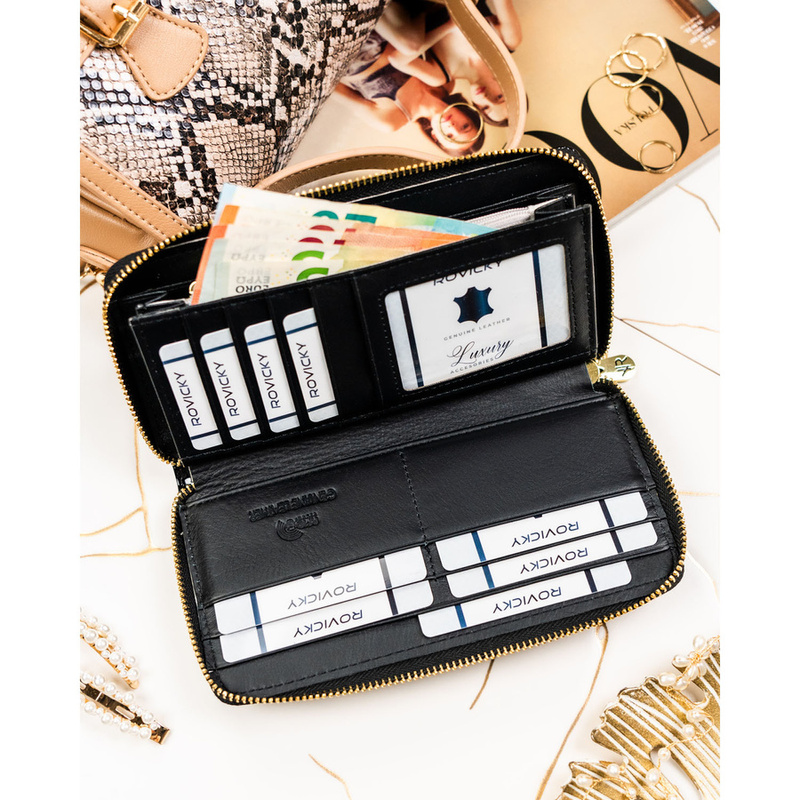 Czarny portfel-piórnik damski z lakierowanej skóry naturalnej wyposażony w system RFID - Rovicky