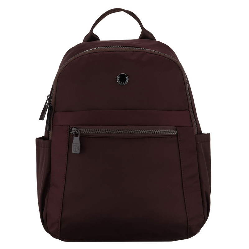 Bordowy plecak damski wykonany z poliestru, zawieszony na regulowanych szelkach - Peterson