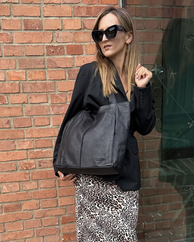 Miękka torba typu shopper skórzana na ramię - MARCO MAZZINI - czarny