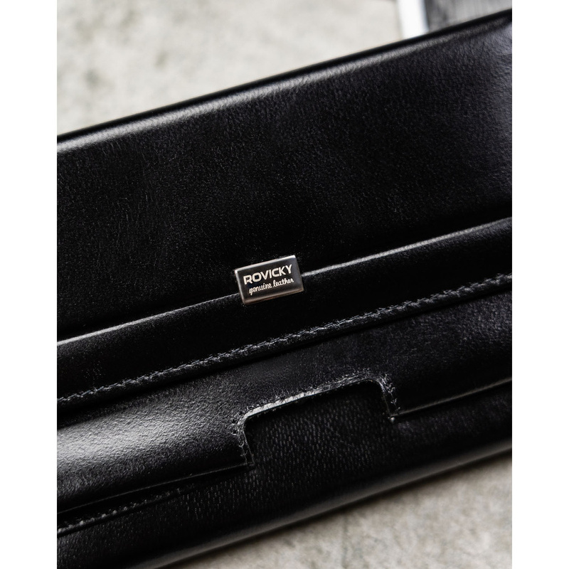 Skórzana, dwukomorowa, czarna saszetka męska z systemem RFID - Rovicky
