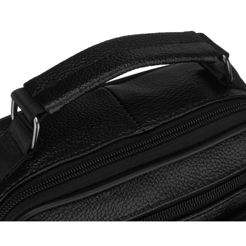 Listonoszka męska wykonana ze skóry naturalnej w czarnym kolorze, jednokomorowa - Rovicky