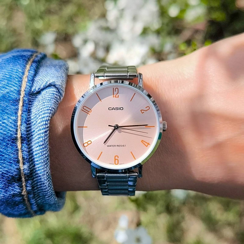ZEGAREK DAMSKI CASIO LTP-VT01D-4B2 + BOX (zd613l)