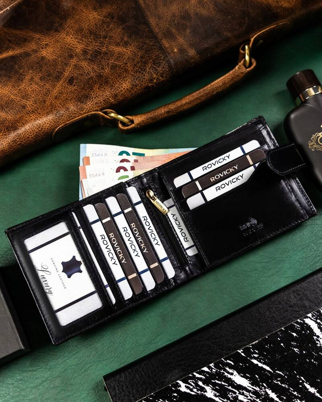 Kompaktowy męski skórzany portfel z RFID Rovicky