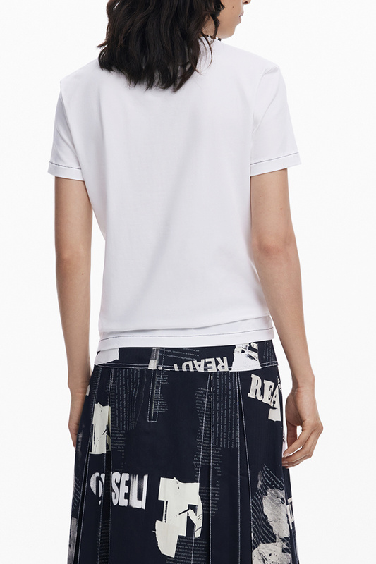T-SHIRT DAMSKI Z KRÓTKIM RĘKAWEM DESIGUAL BIAŁY
