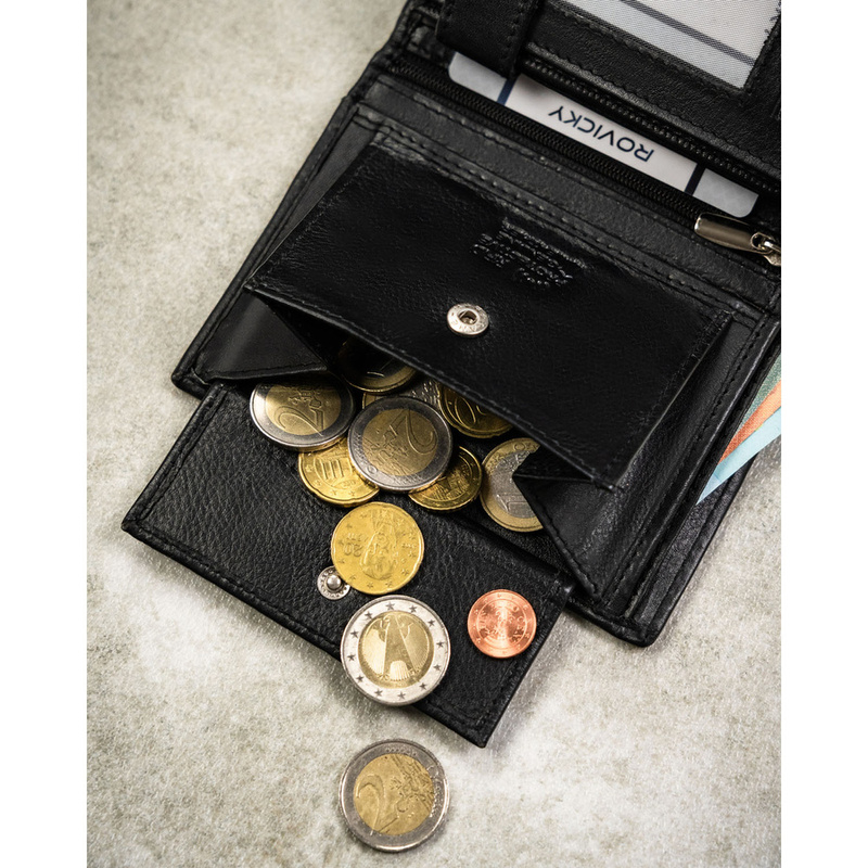 Duży portfel męski ze skóry naturalnej w czarnym kolorze, mieszczący dowód rejestracyjny - Rovicky