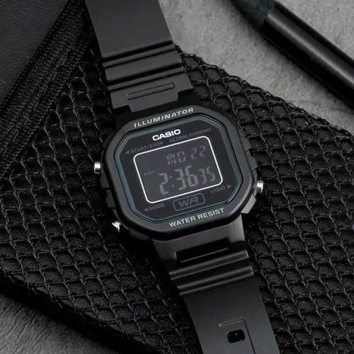 ZEGAREK DZIECIĘCY CASIO LA-20WH-1AEF + BOX