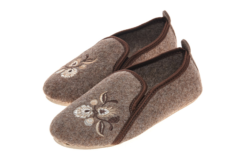 Bambosze damskie z gumką filc