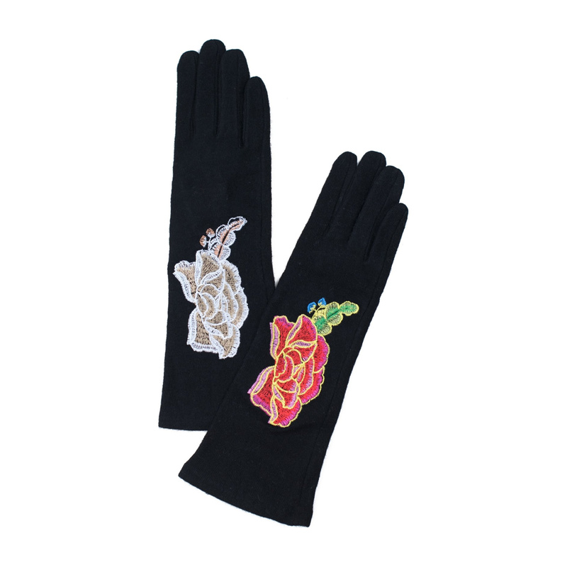 Czapka dziecięca Rabatka róż