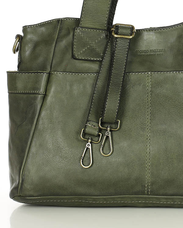 Torebka damska skórzana z kieszeniami na zewnątrz - MARCO MAZZINI zielona