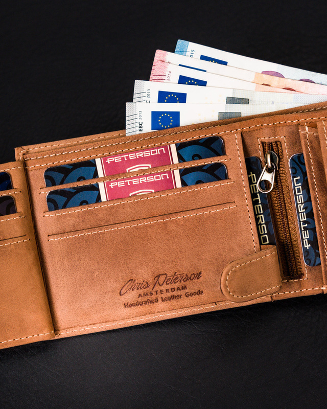 Skórzany męski portfel Peterson PTN 304 2-1-5