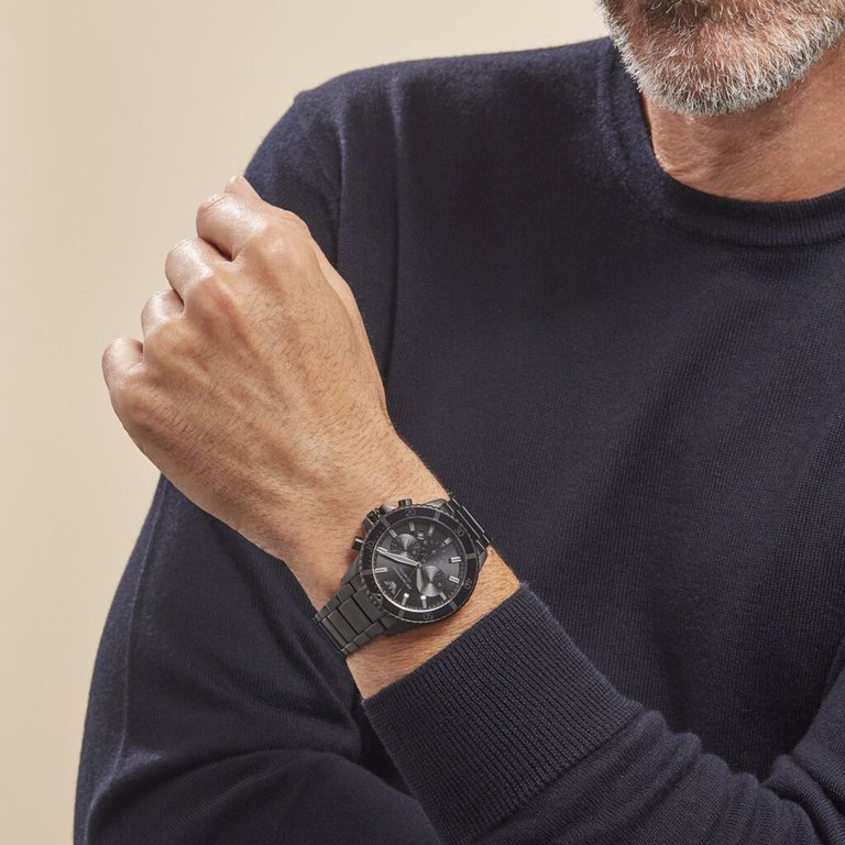 Zegarek ARMANI AR11363. Kwarcowy, Kolor czarny. Mężczyzna.