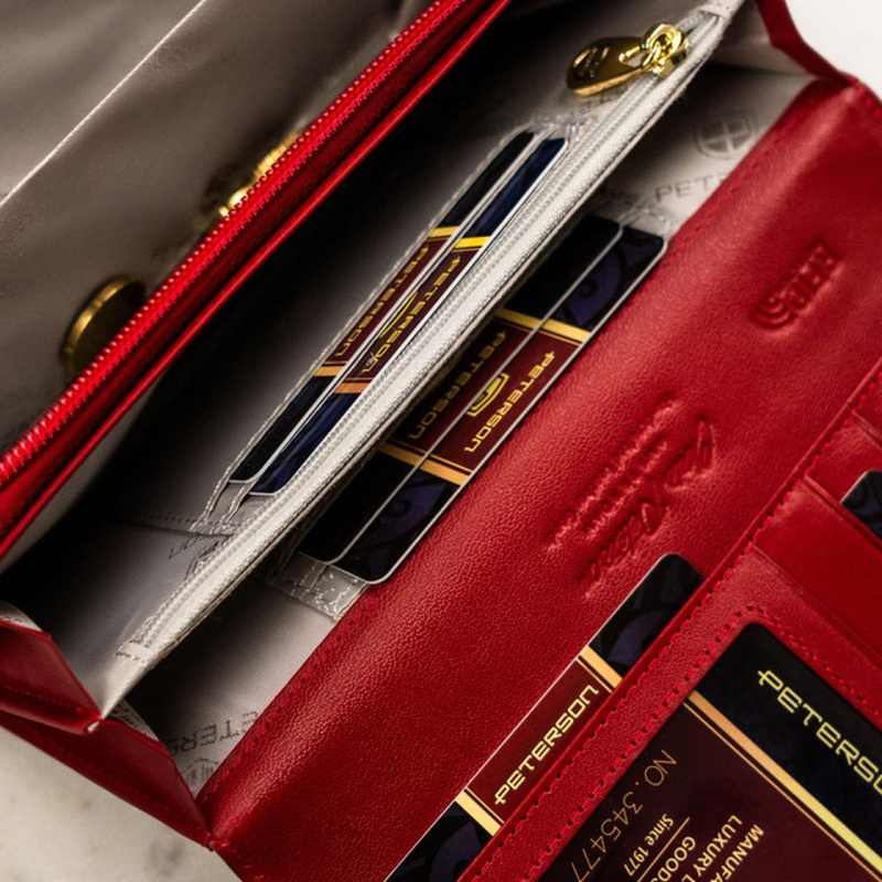 Skórzany damski portfel Peterson PTN BC-42106