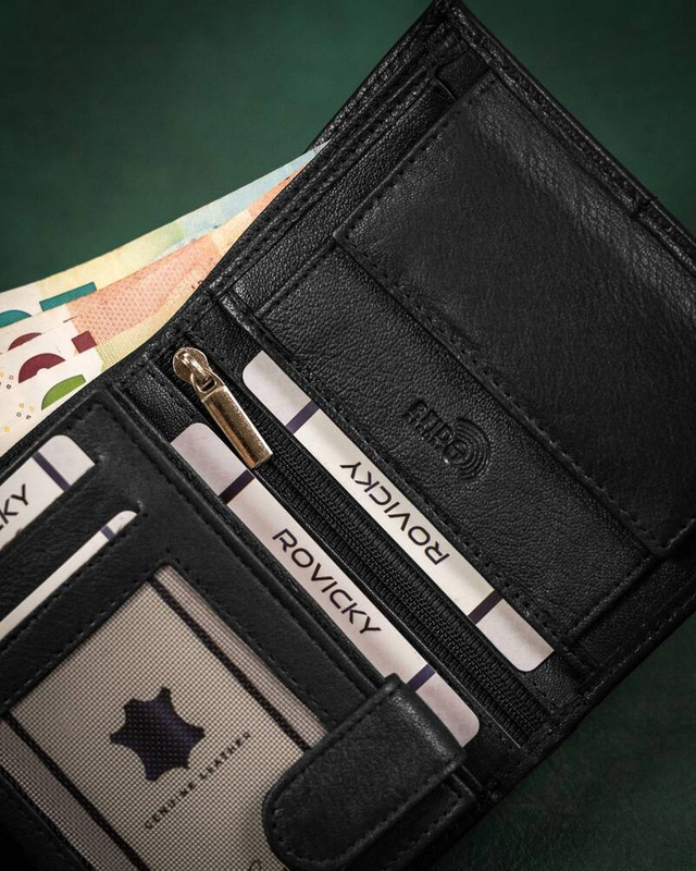 Skórzany składany męski portfel od Rovicky z RFID
