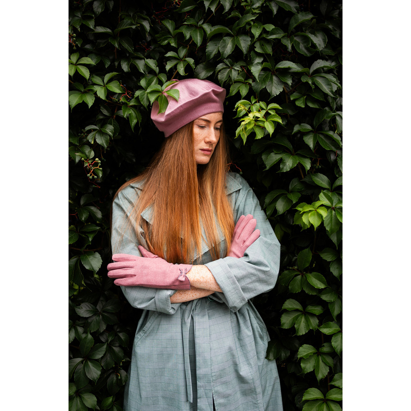 Beret Zima W Neapolu