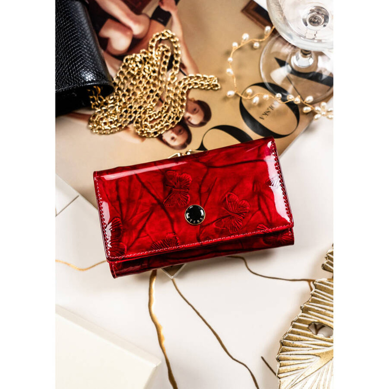 Elegancki skórzany portfel damski czerwony w motyle - Peterson