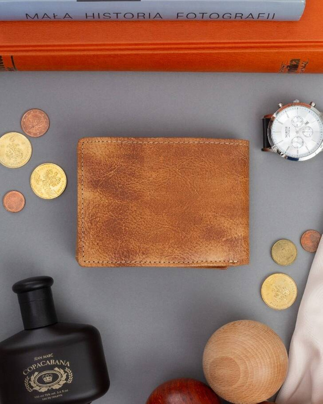 Duży, patriotyczny portfel męski z systemem RFID