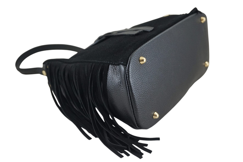 Skórzana torebka boho z frędzlami - Czarna