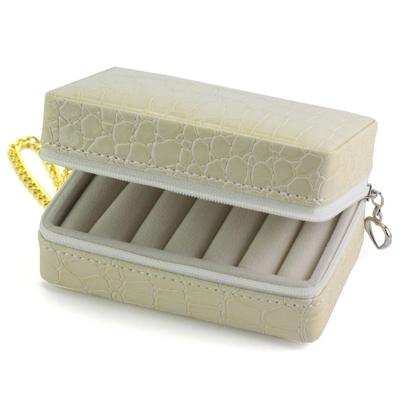 Eleganki kuferek ze skóry ekologicznej PATRIZIA BEAUTY-18013-BL