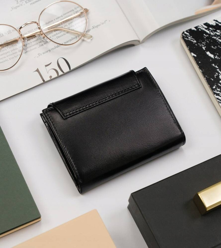 Damski portfel ze skóry ekologicznej Peterson PTN RD-357-NGV-M