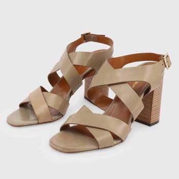 Sandały marki Made in Italia model LOREDANA kolor Brązowy. Obuwie damskie. Sezon: Wiosna/Lato